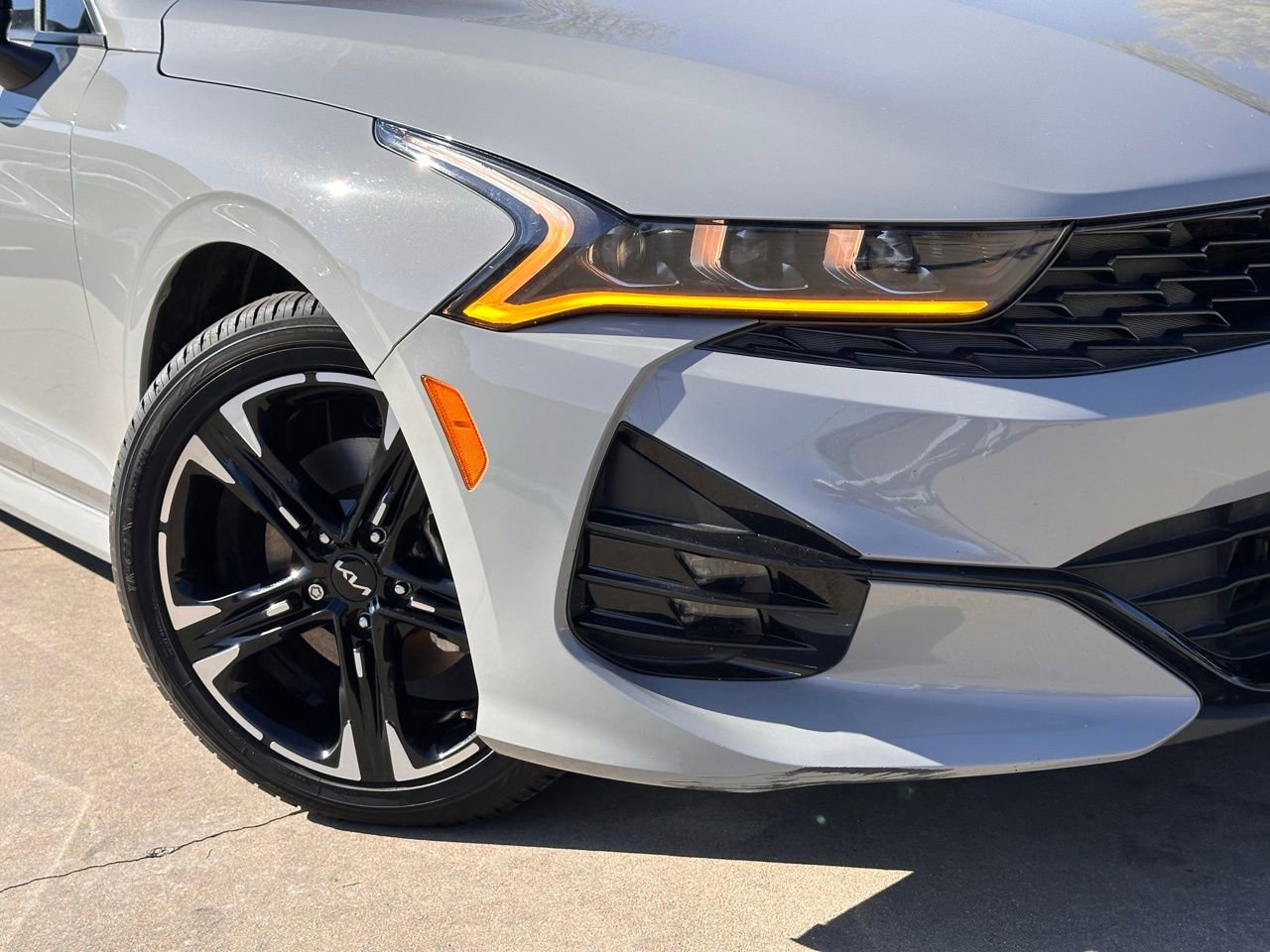 Used 2023 Kia K5 GT-Line w/ GT-Line Premium Package image 2