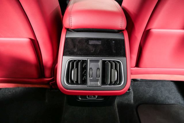 Used 2023 Maserati Grecale Modena AWD/4WD image 19