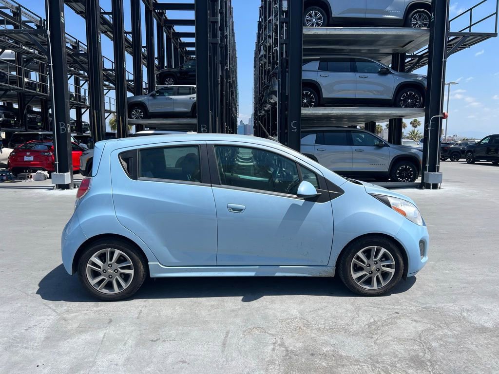 Used 2015 Chevrolet Spark LT FWD image 4