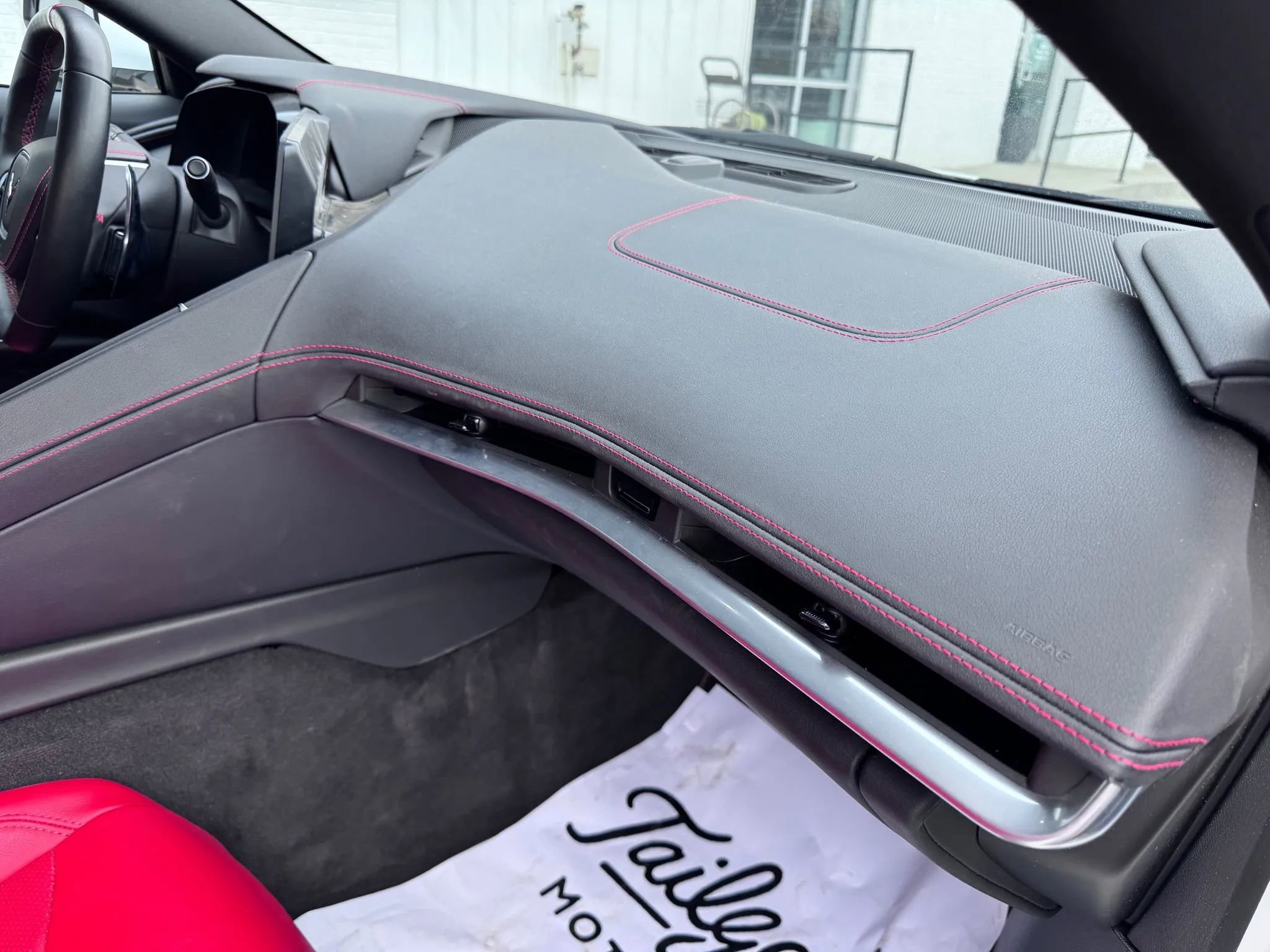 Used 2025 Chevrolet Corvette Stingray Coupe 2D image 31