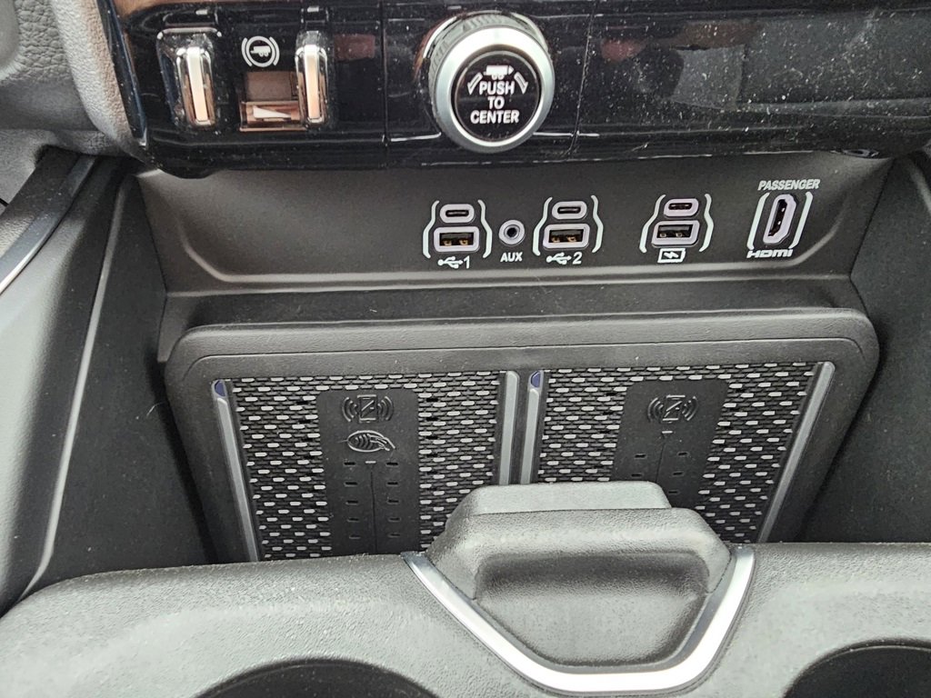 New 2025 RAM 1500 Laramie w/ Night Edition image 20