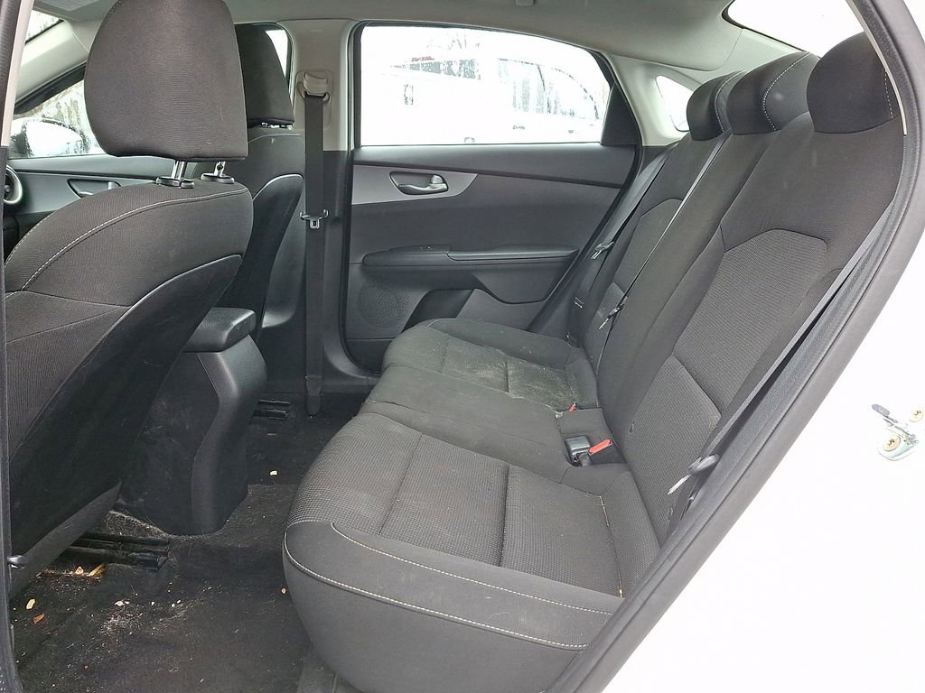 Used 2021 Kia Forte LXS image 11