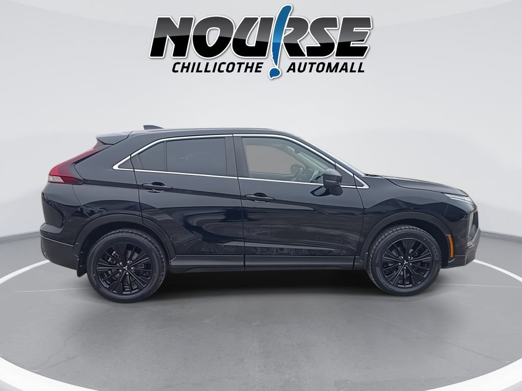 Used 2022 Mitsubishi Eclipse Cross LE image 9