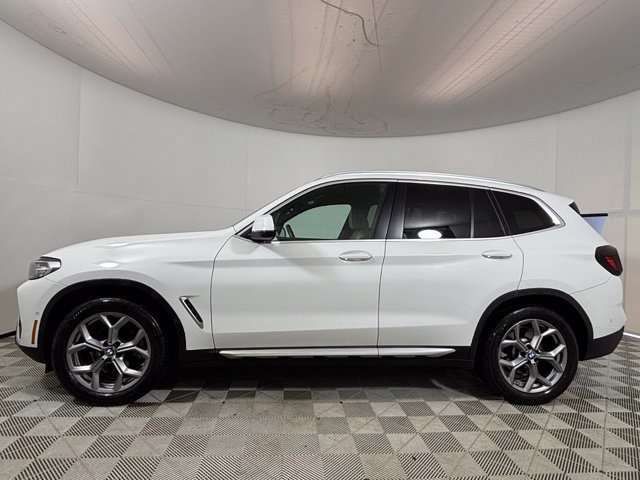 Used 2023 BMW X3 xDrive30i w/ Premium Package AWD/4WD image 4