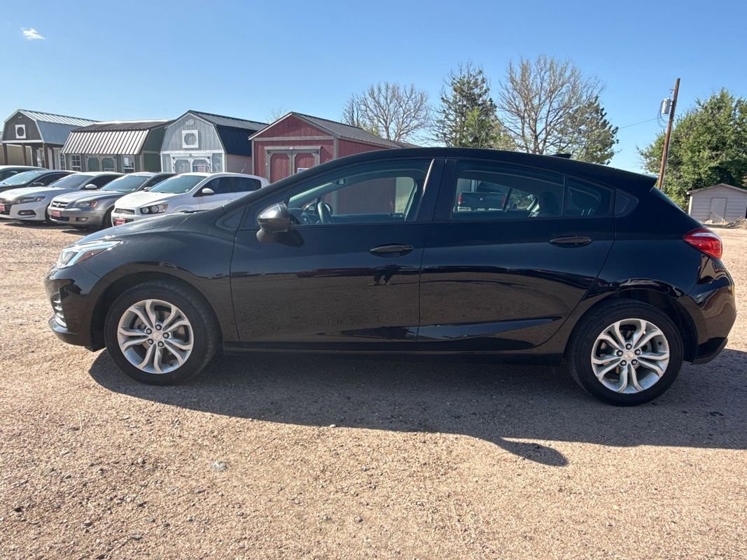 Used 2019 Chevrolet Cruze LS w/ LS Convenience Package FWD image 4