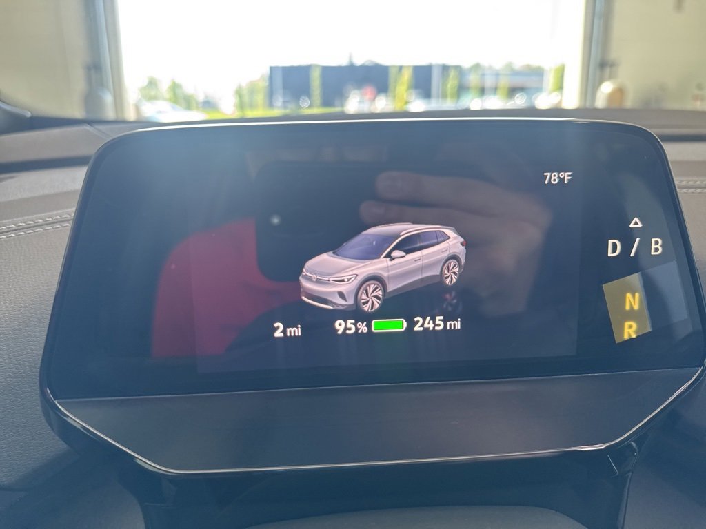 New 2025 Volkswagen ID.4 Pro image 12