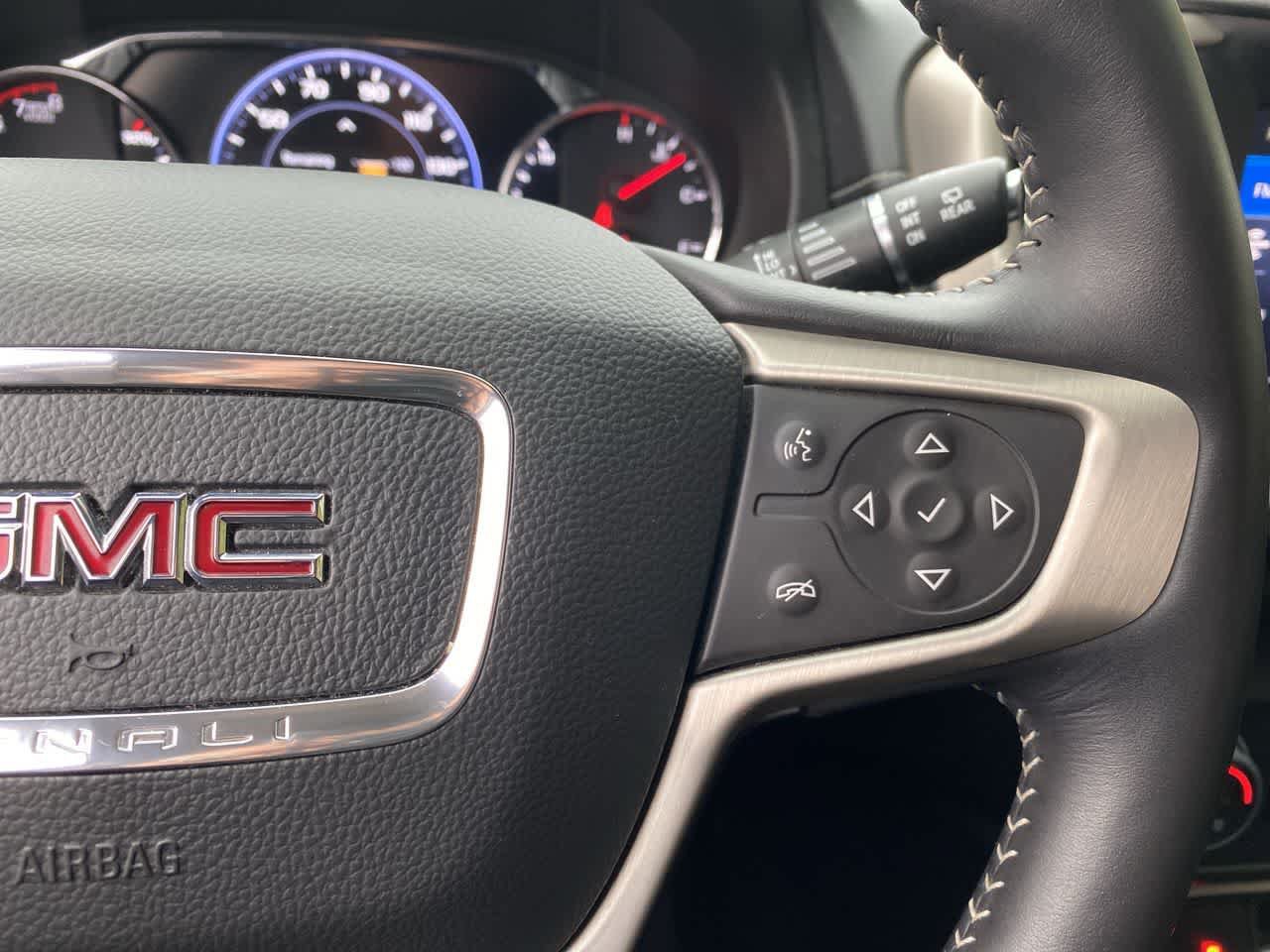 Used 2022 GMC Terrain Denali w/ Denali Premium Package AWD/4WD image 20