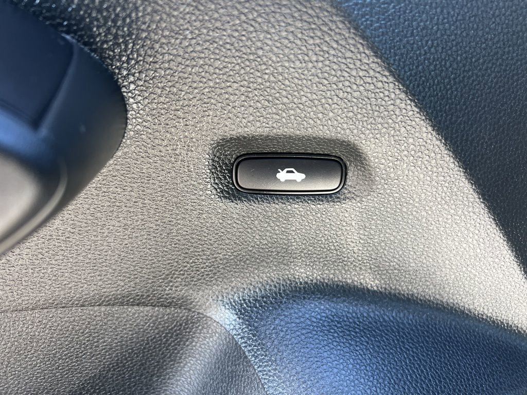 Used 2025 Honda Civic Sport image 21