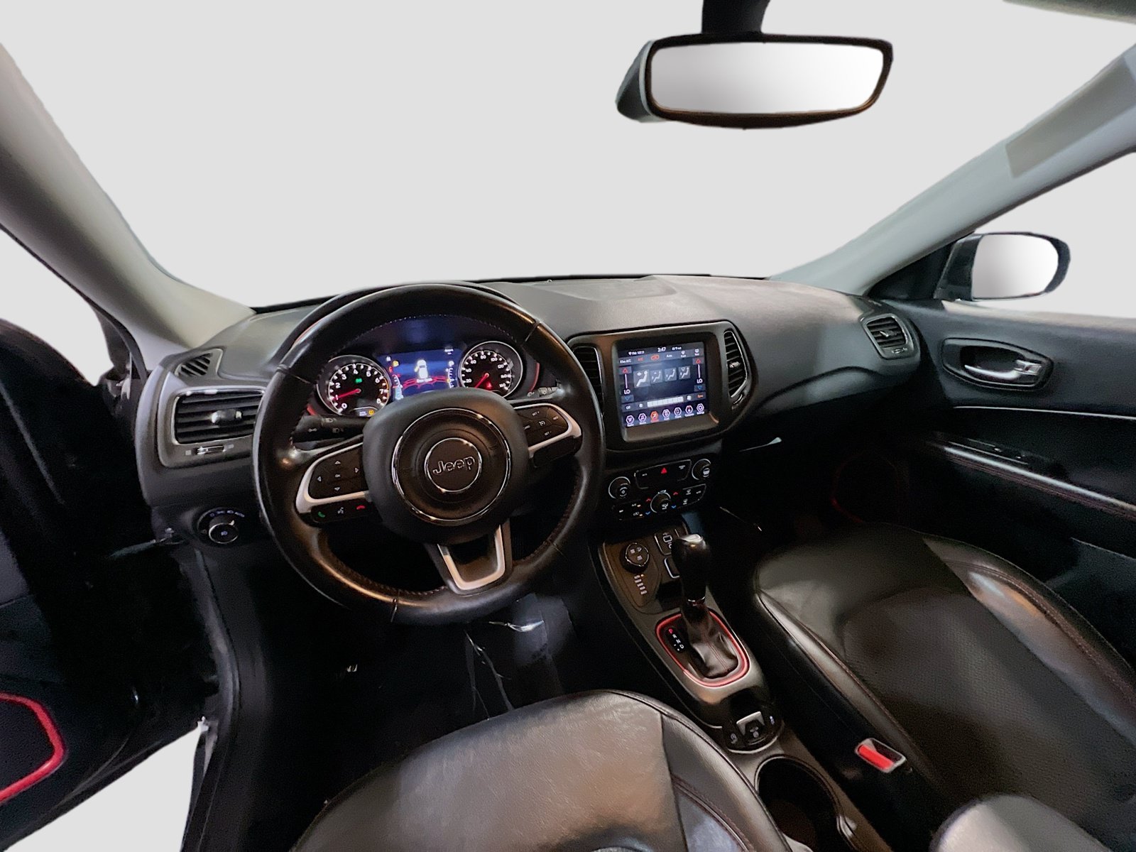 Used 2019 Jeep Compass Trailhawk AWD/4WD image 16