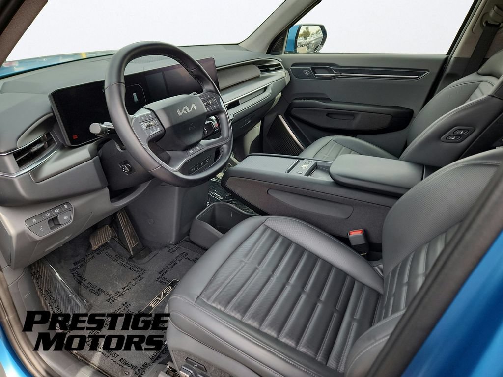 Used 2024 Kia EV9 Land AWD/4WD image 16