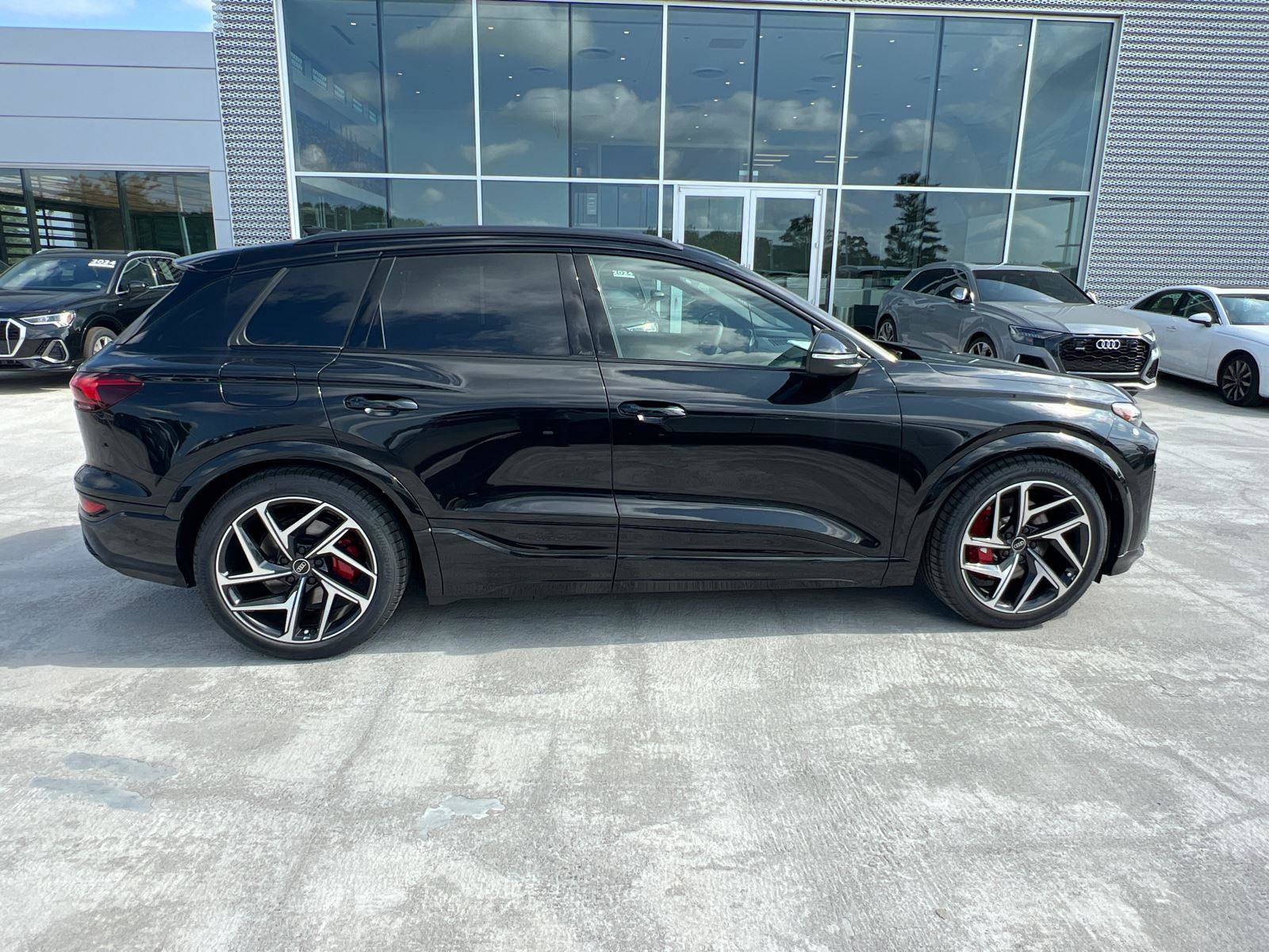 New 2025 Audi SQ6 e-tron Prestige image 4