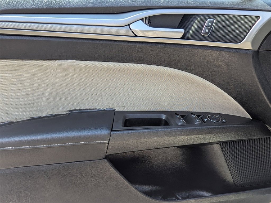 Used 2019 Ford Fusion S image 11