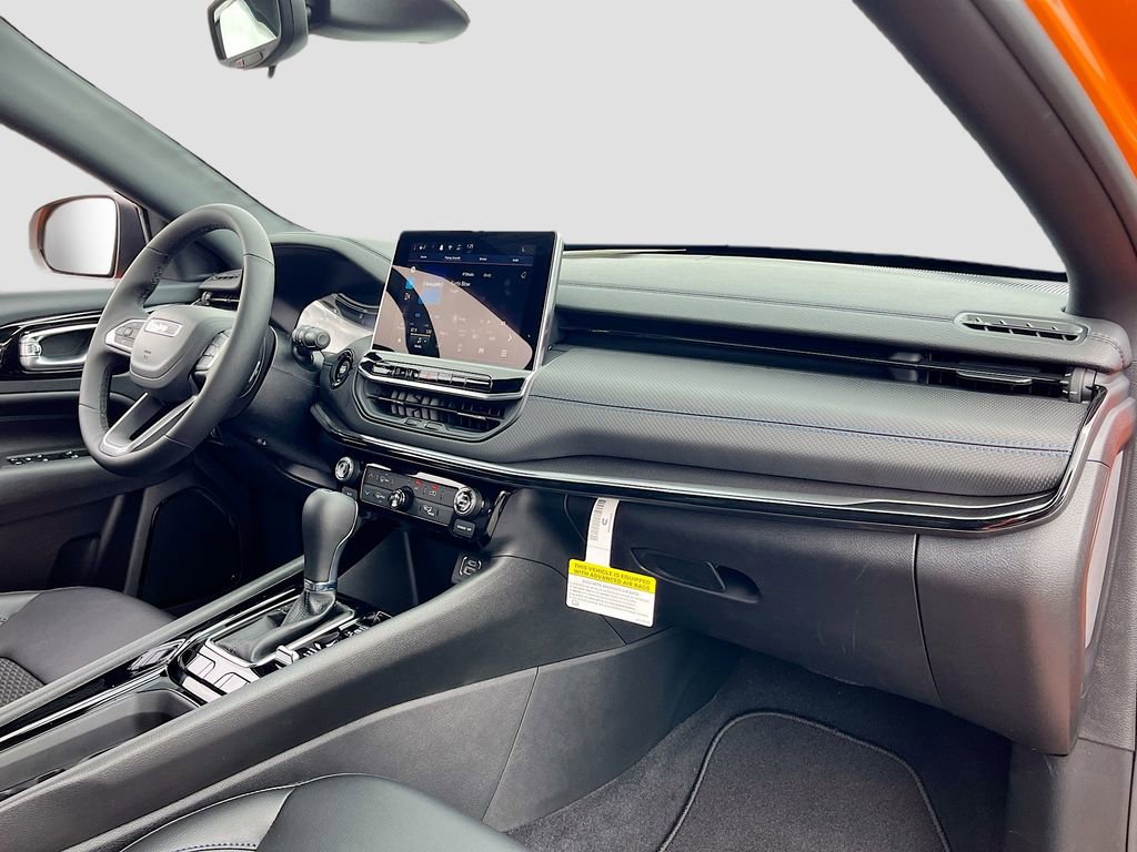 New 2026 Jeep Compass Latitude image 26