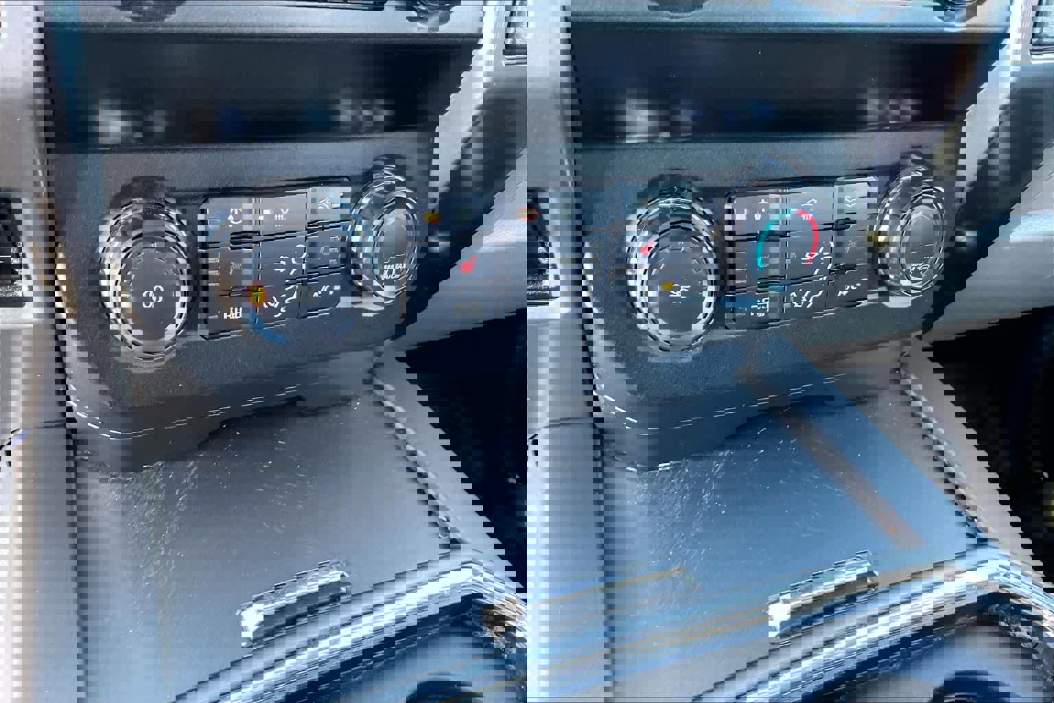 Used 2019 Ford F250 XLT w/ XLT Premium Package image 34