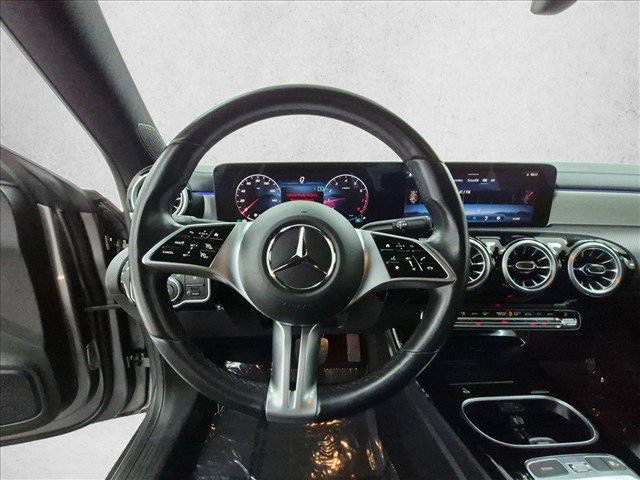 Used 2025 Mercedes-Benz CLA 250 image 30