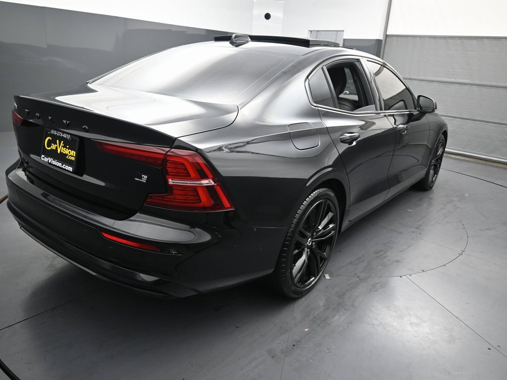 Used 2024 Volvo S60 T8 Ultimate w/ Climate Package image 13