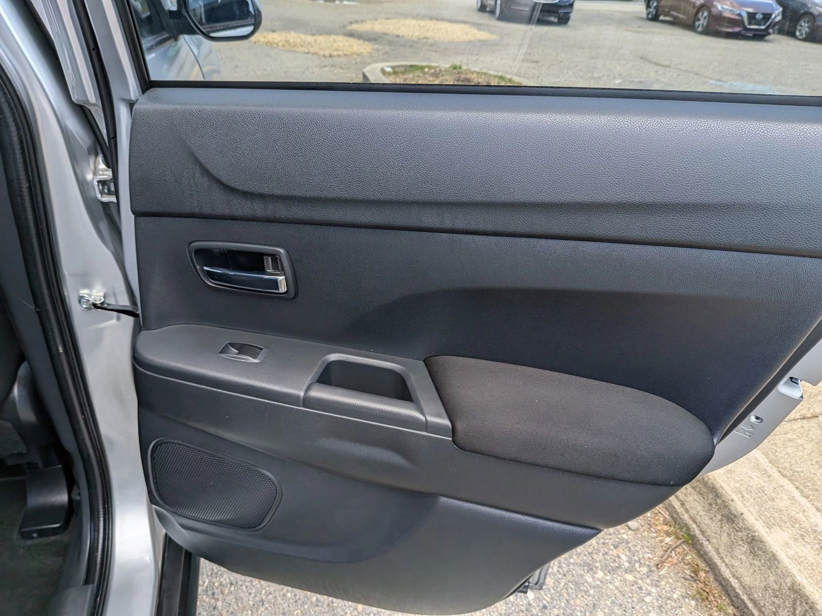 Used 2021 Mitsubishi Outlander Sport LE FWD image 27