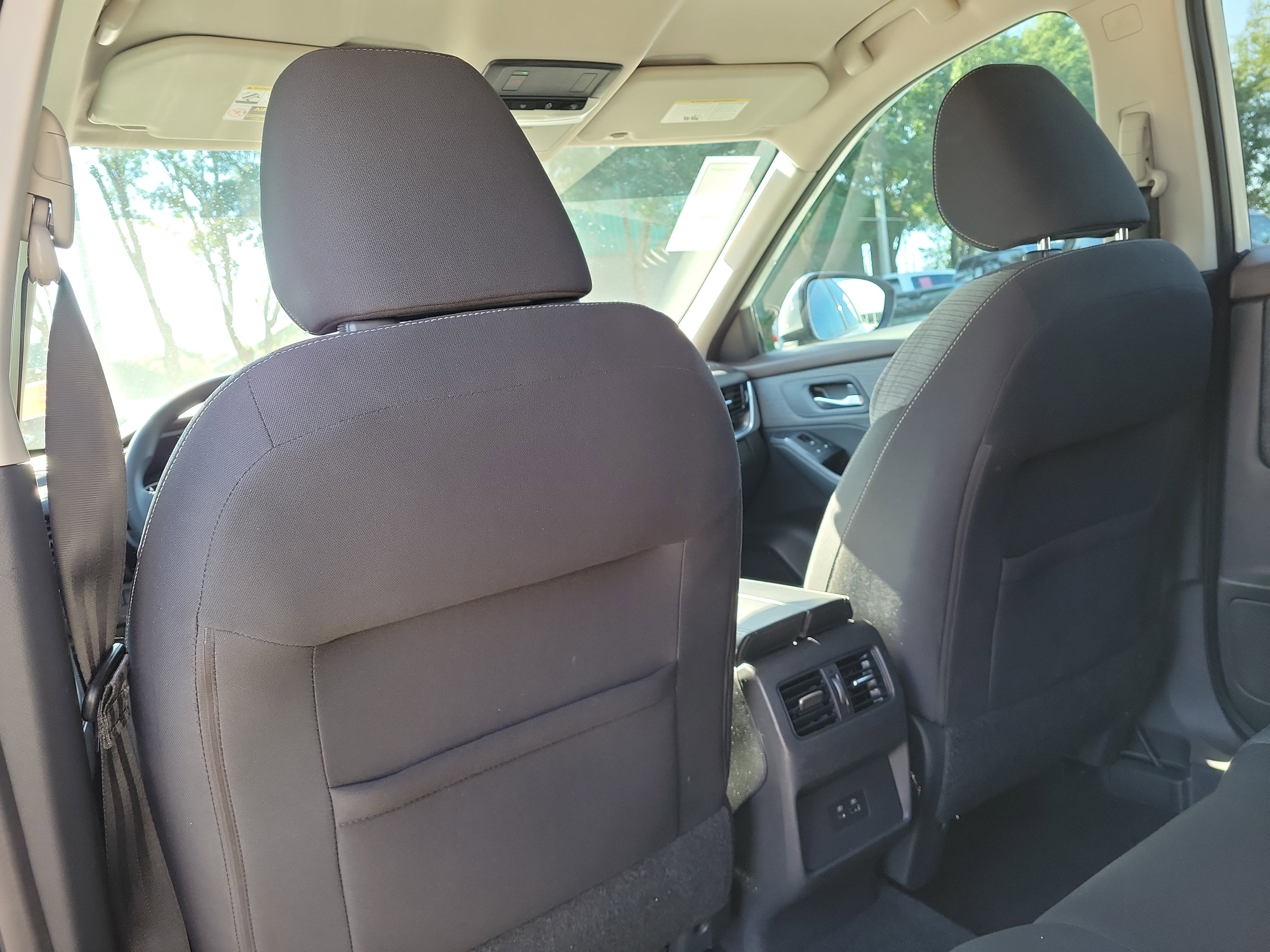 Used 2021 Nissan Rogue SV FWD image 18