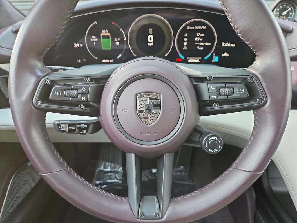 Certified 2025 Porsche Taycan Turbo AWD/4WD image 9