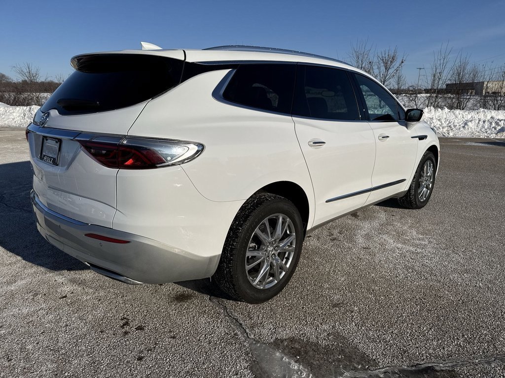 Used 2023 Buick Enclave Essence w/ Experience Buick Package image 3