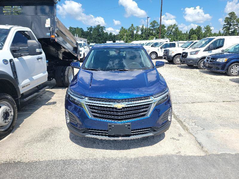Used 2022 Chevrolet Equinox LT w/ Driver Convenience Package FWD image 3