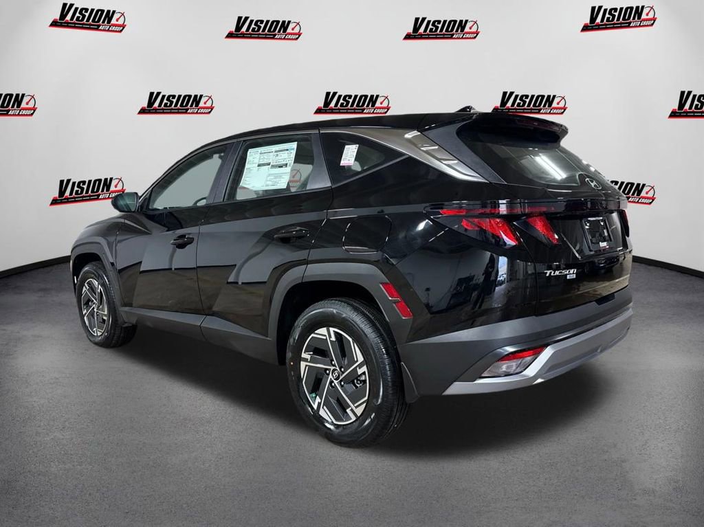 New 2026 Hyundai Tucson Blue SE image 7