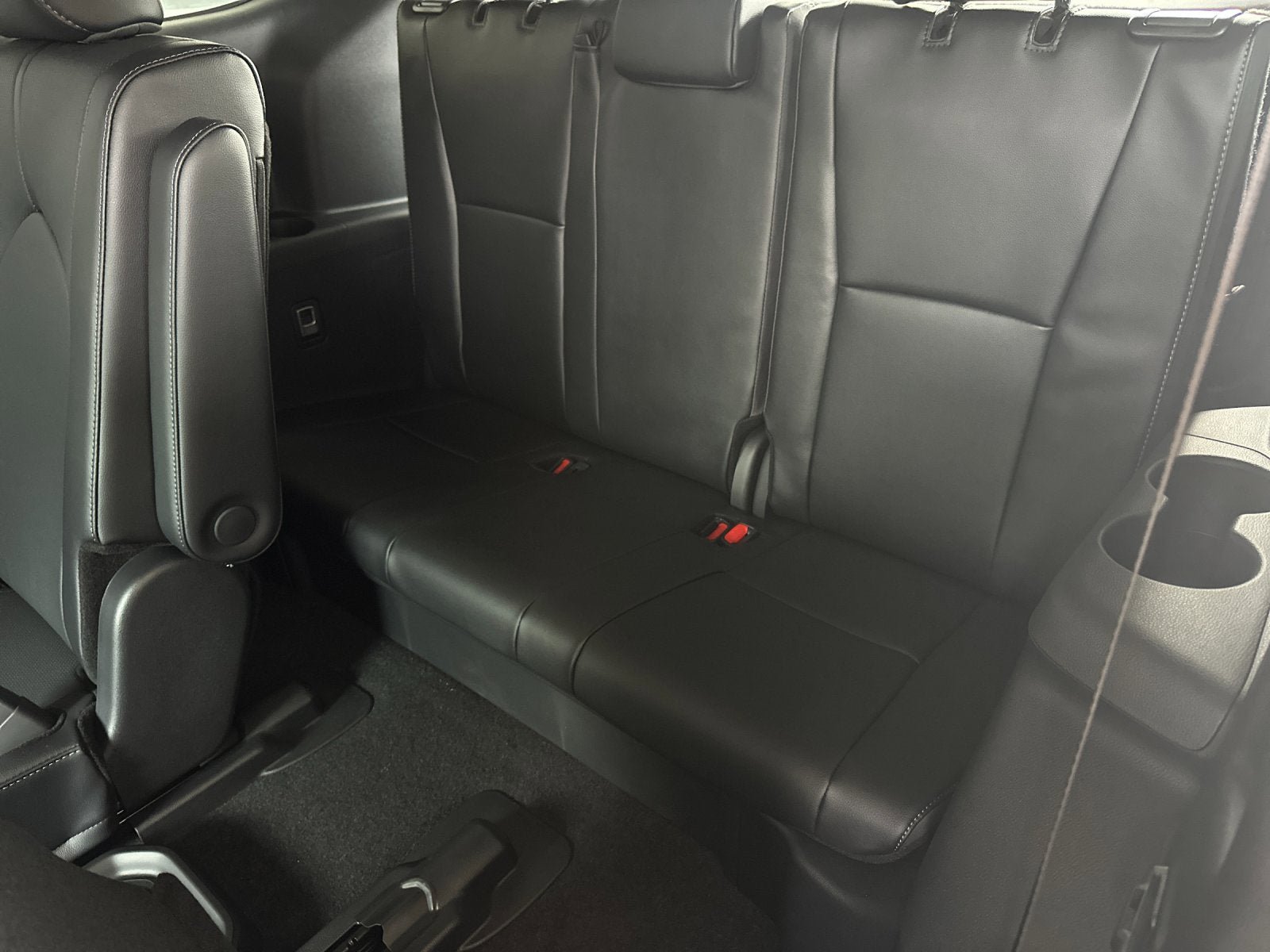 New 2026 Toyota Highlander Limited AWD/4WD image 14