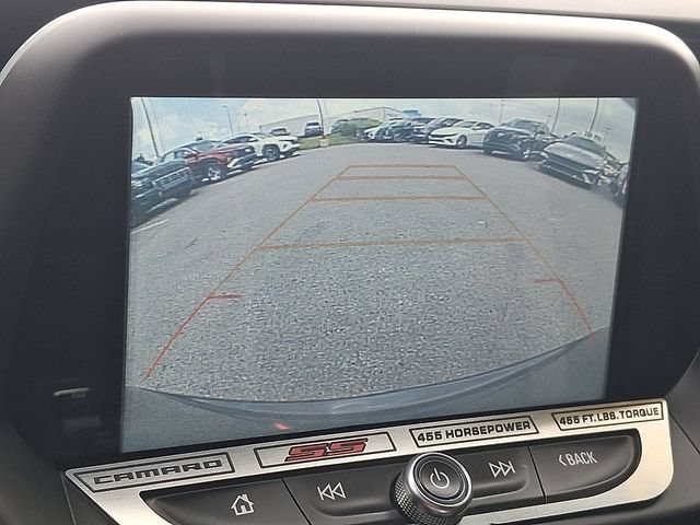 Used 2018 Chevrolet Camaro SS RWD image 16