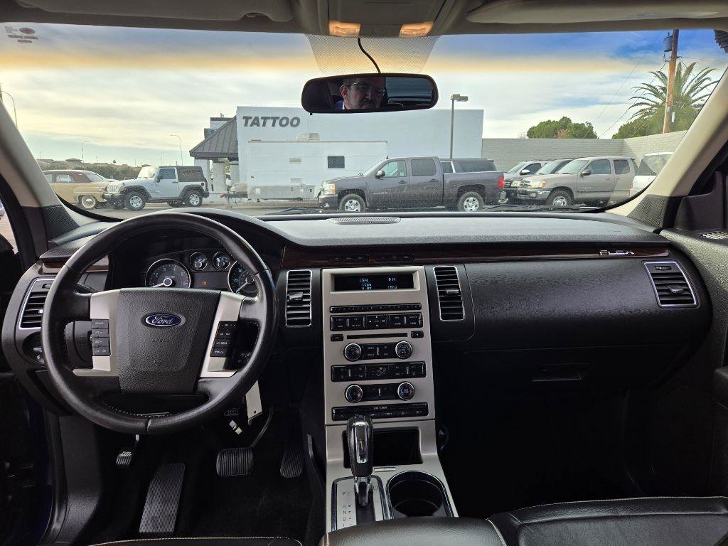 Used 2011 Ford Flex SEL w/ Rapid Spec Order Code image 12
