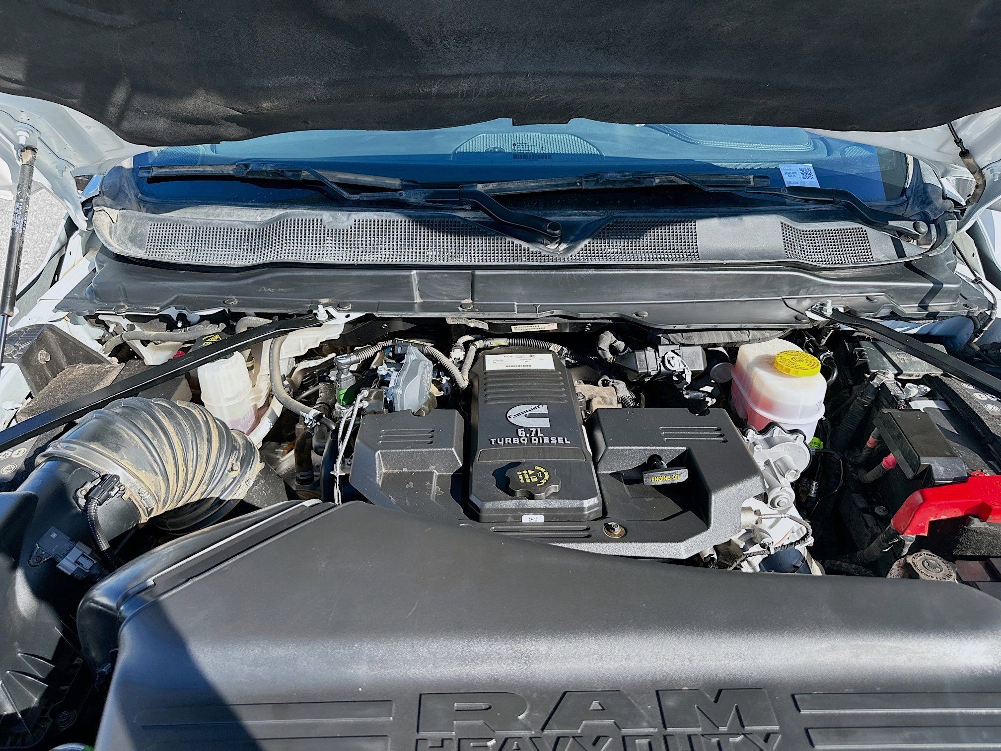 Used 2024 RAM 2500 Laramie w/ Safety Group image 33