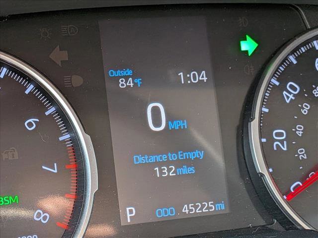 Used 2020 Toyota RAV4 XLE w/ Convenience Package FWD image 5