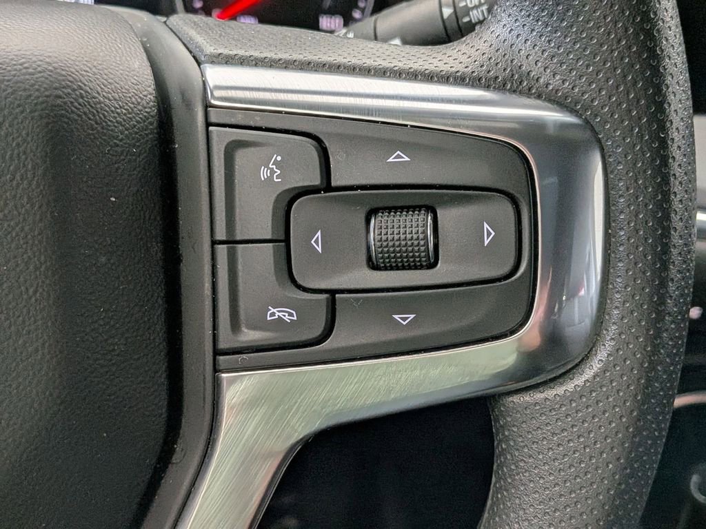 Used 2025 Chevrolet Blazer LT image 19