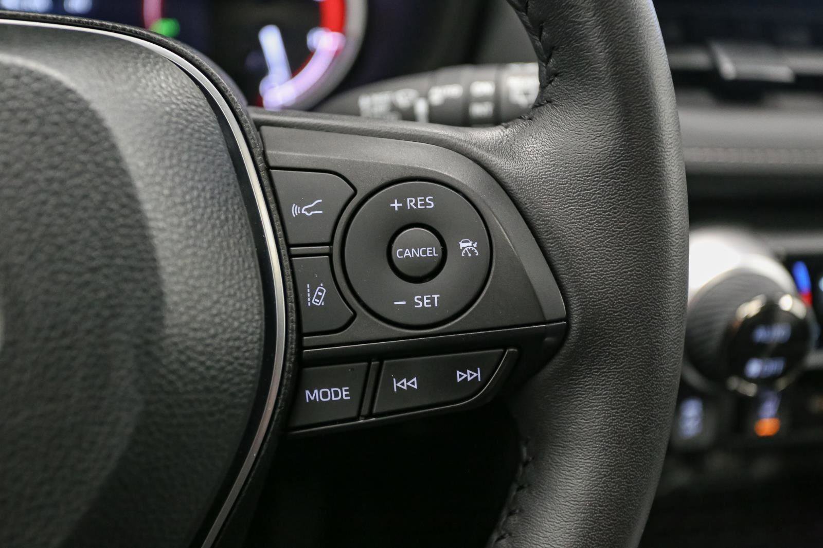 Used 2024 Toyota RAV4 XLE w/ Convenience Package image 34