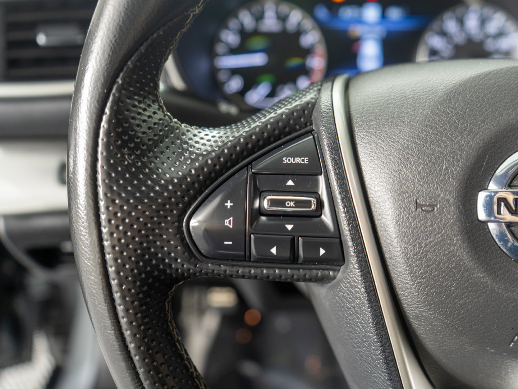 Used 2020 Nissan Maxima 3.5 SV w/ Floor Mat Group FWD image 15