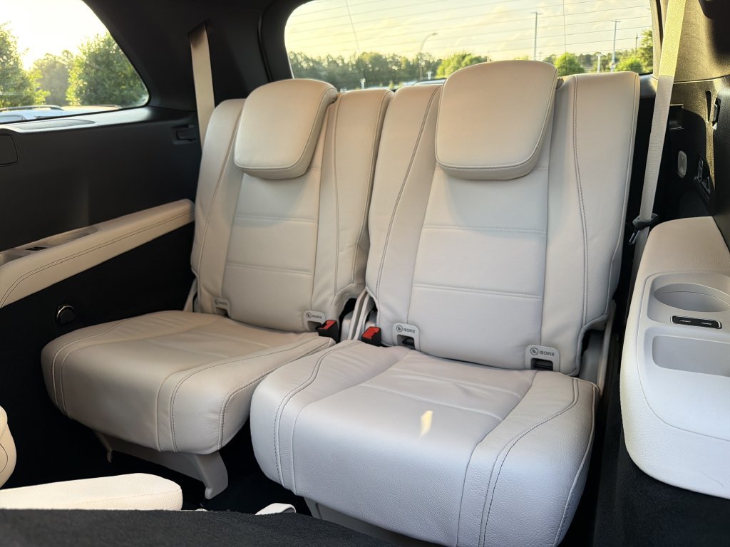 Used 2025 Mercedes-Benz GLS 580 4MATIC image 14