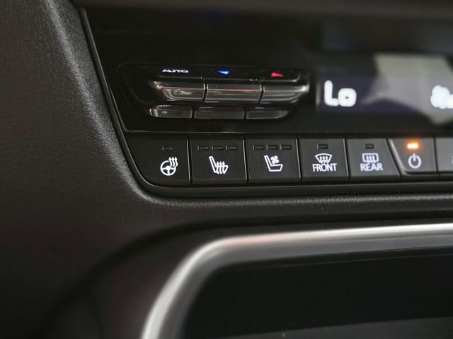 Certified 2025 MAZDA CX-70 Plug-In Hybrid w/ Premium Plus image 25