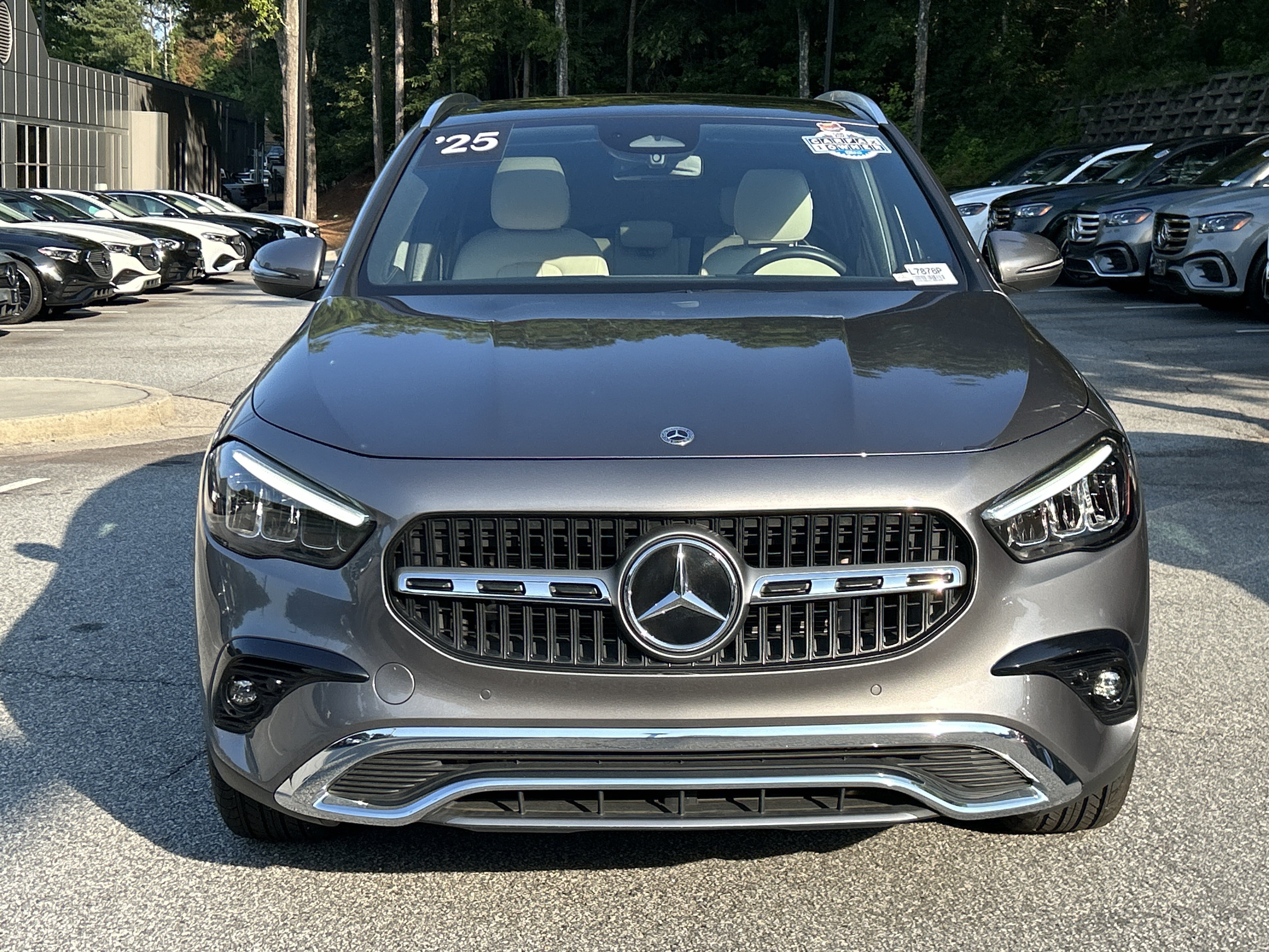 Certified 2025 Mercedes-Benz GLA 250 image 3
