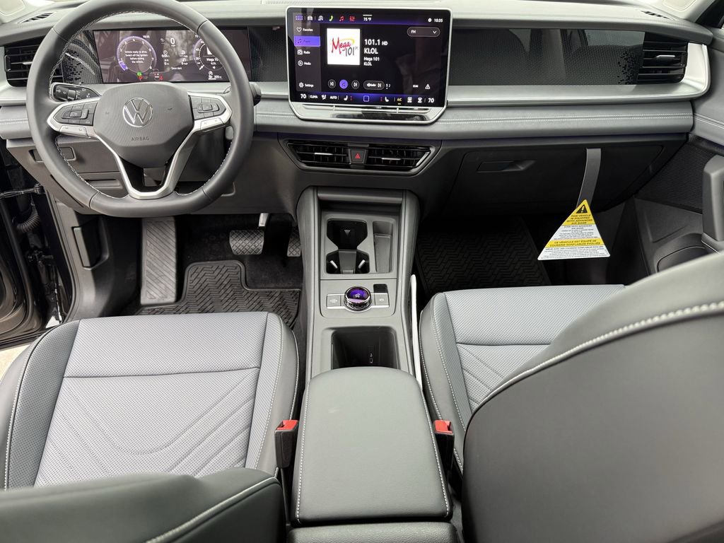 New 2026 Volkswagen Tiguan SE image 26