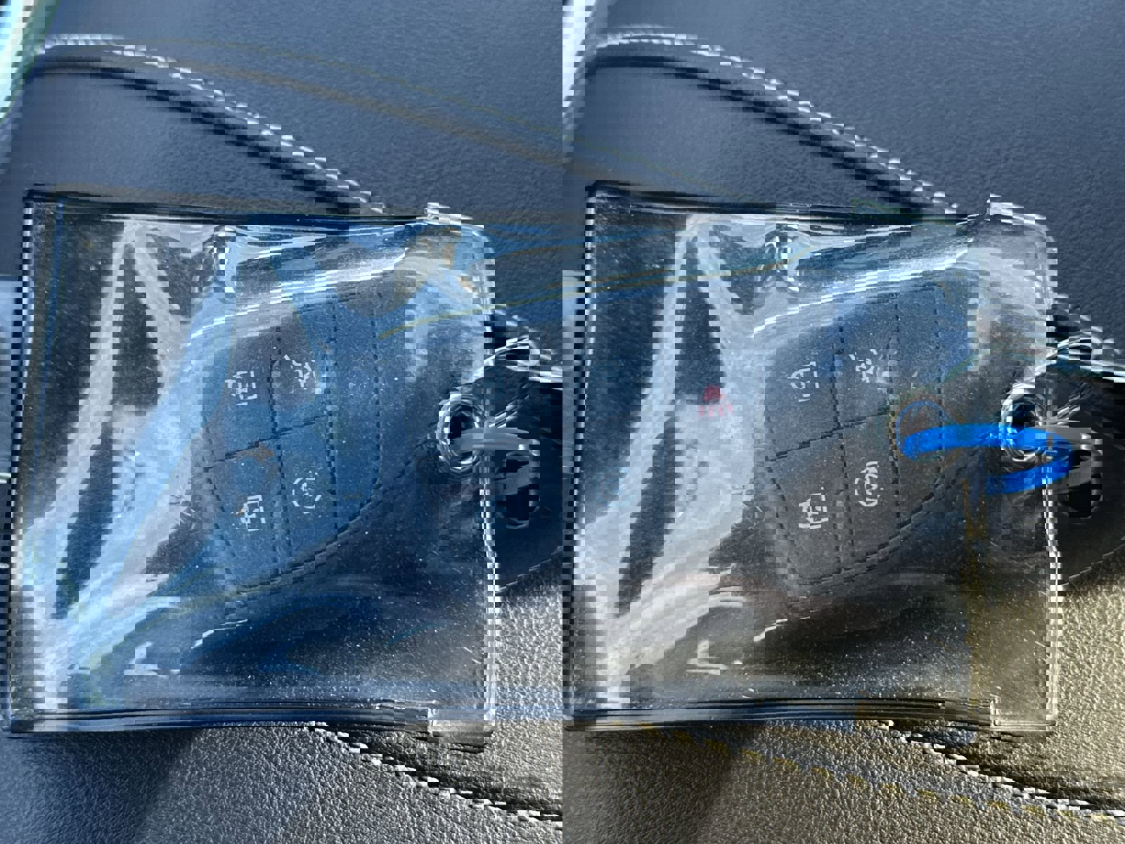 Certified 2025 GMC Acadia Elevation image 35