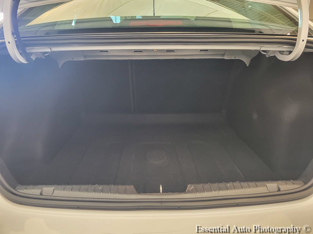Used 2015 Chevrolet Cruze LT FWD image 16