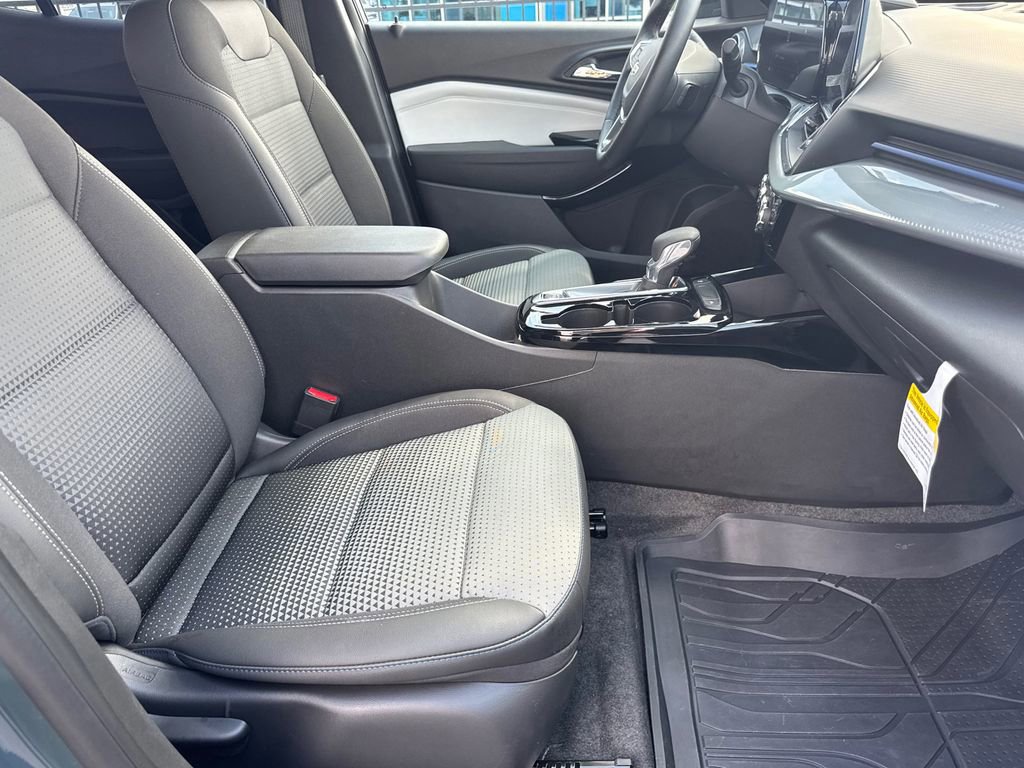 New 2026 Chevrolet Trax LT w/ Driver Confidence Package image 14