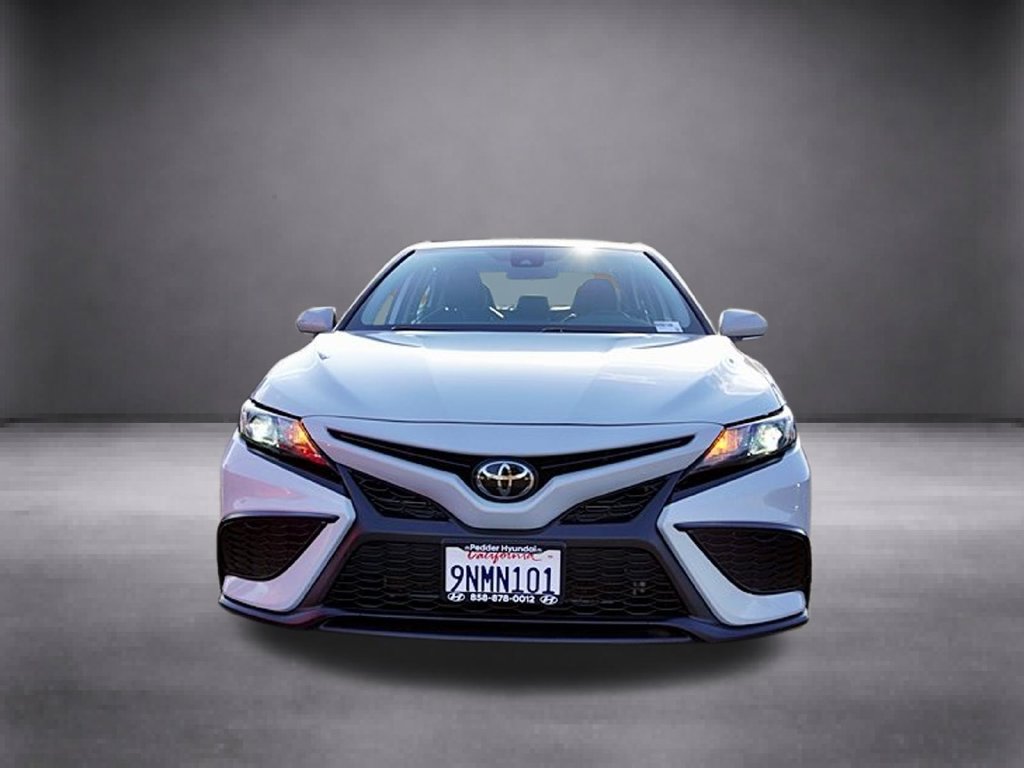 Used 2023 Toyota Camry SE FWD image 10