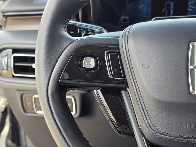 Used 2025 Lincoln Aviator Reserve w/ Luxury Package image 26