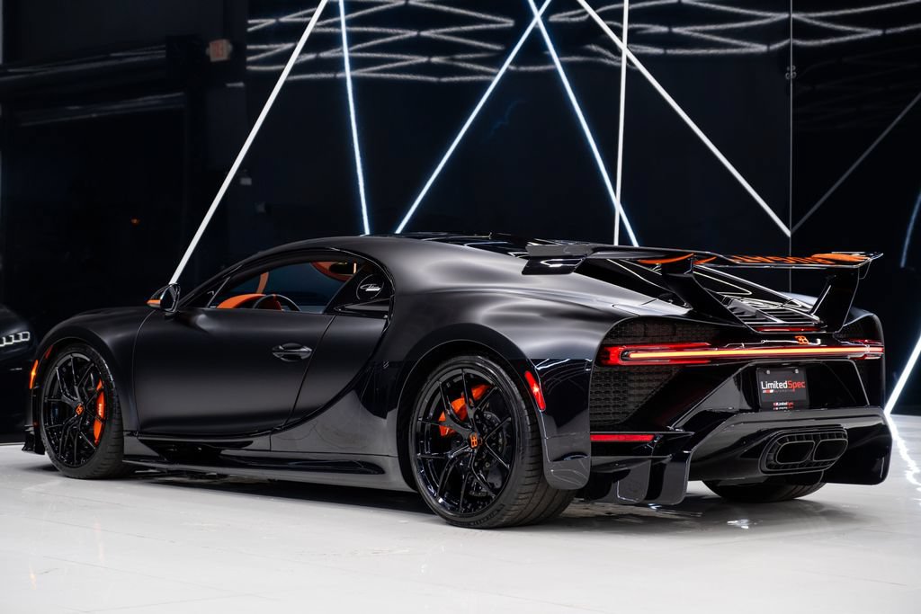 Used 2023 Bugatti Chiron Pur Sport AWD/4WD image 18