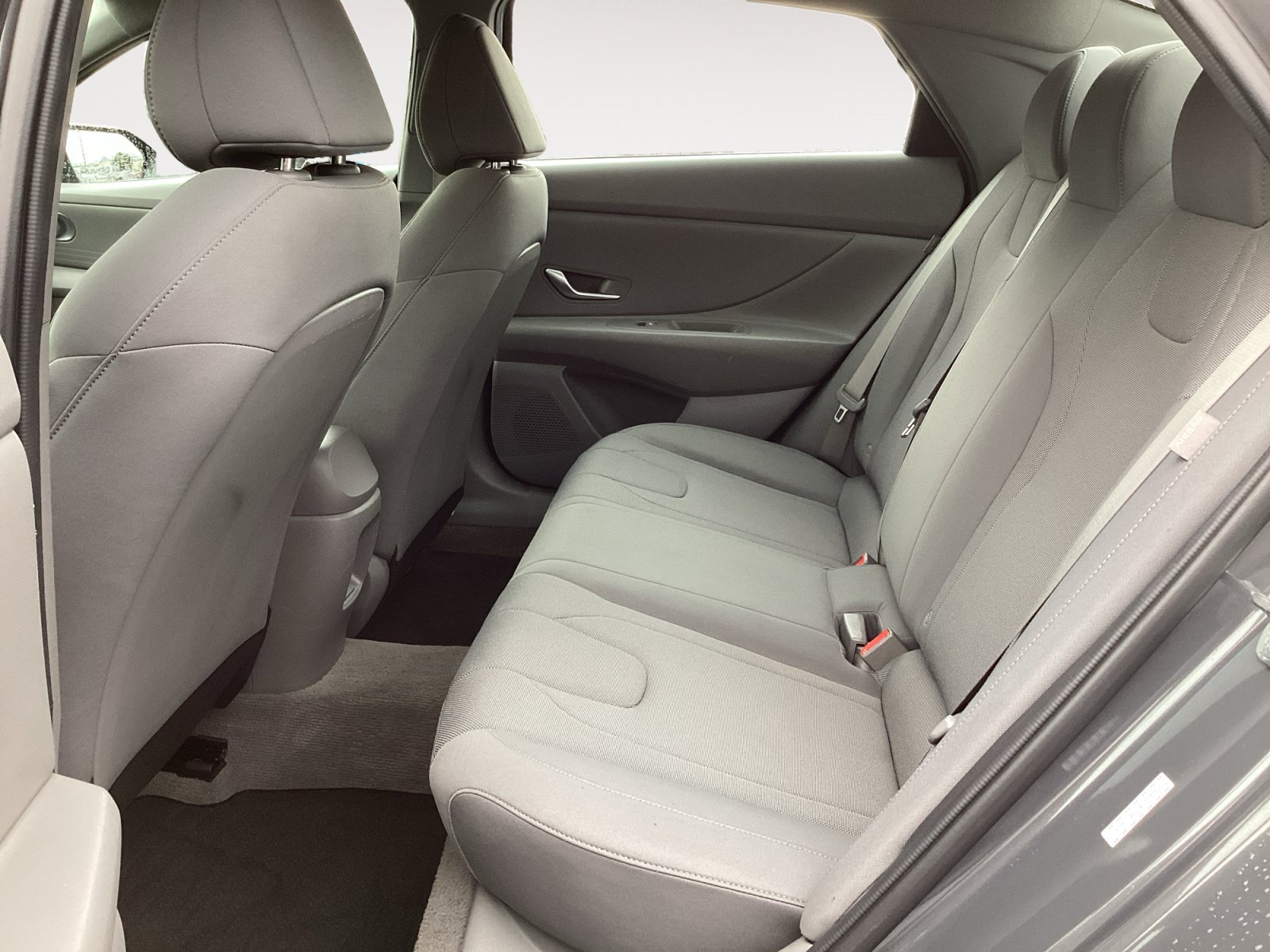 Used 2024 Hyundai Elantra SE FWD image 26