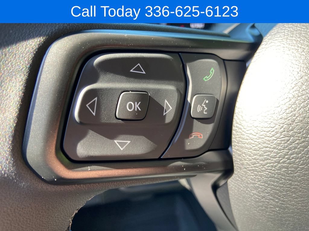 New 2025 Jeep Gladiator Sport AWD/4WD image 17