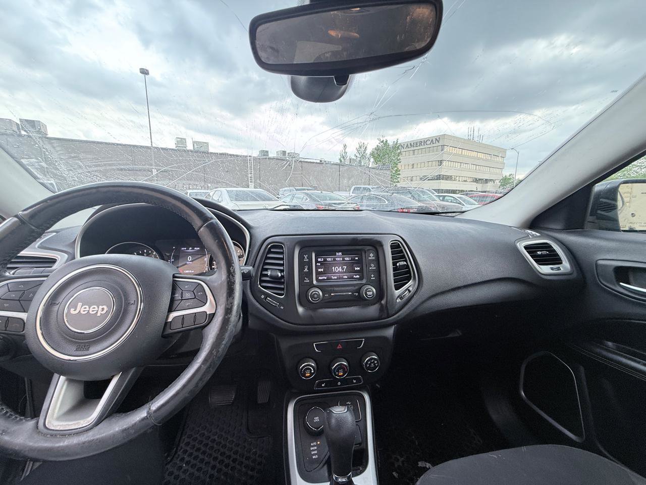 Used 2018 Jeep Compass Sport w/ Cold Weather Group AWD/4WD image 15