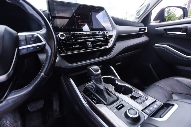 Used 2020 Toyota Highlander Platinum AWD/4WD image 43