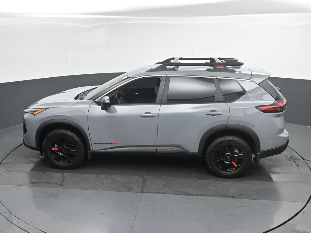 Used 2025 Nissan Rogue SV AWD/4WD image 37