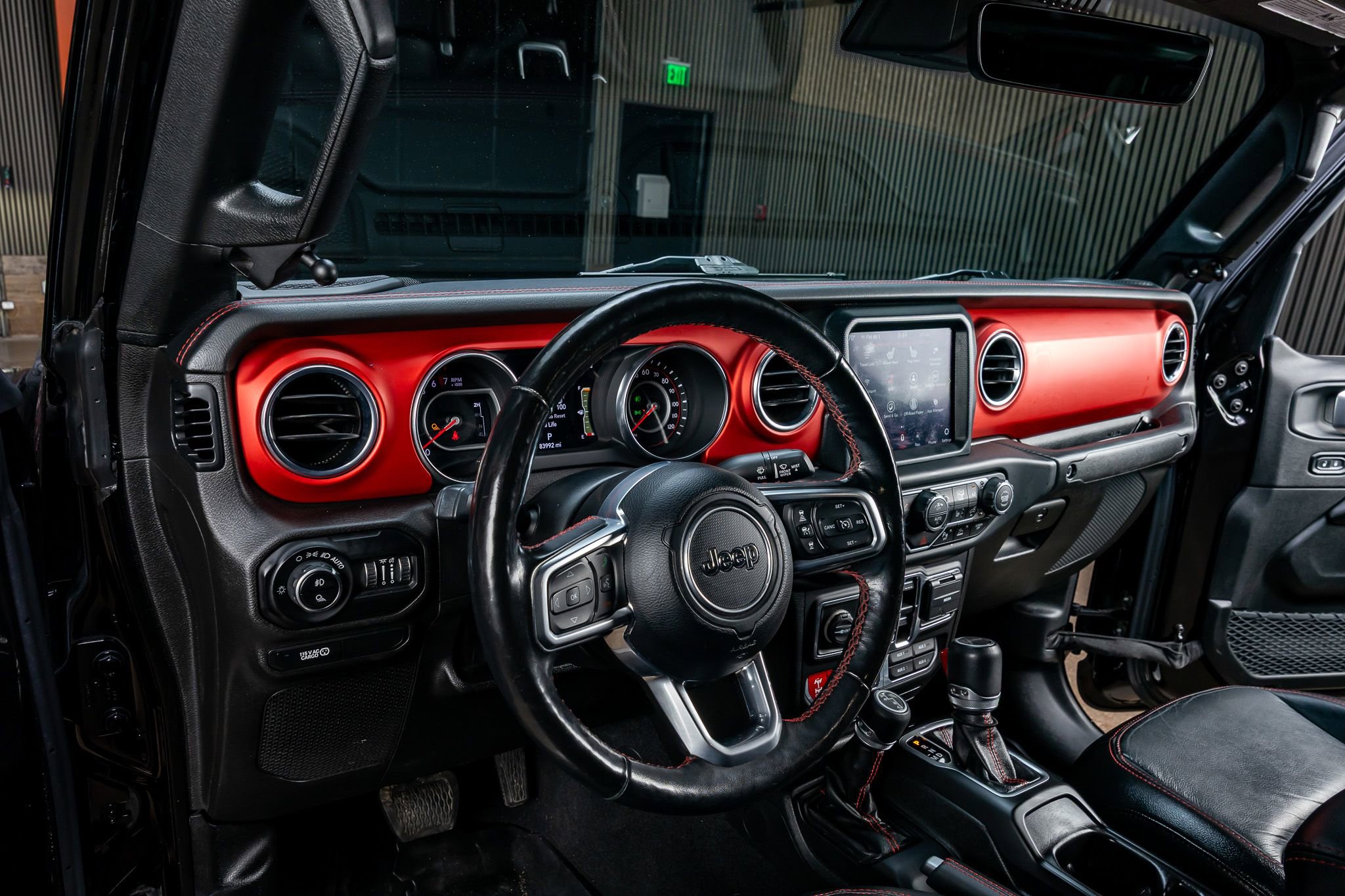 Used 2020 Jeep Gladiator Rubicon AWD/4WD image 15
